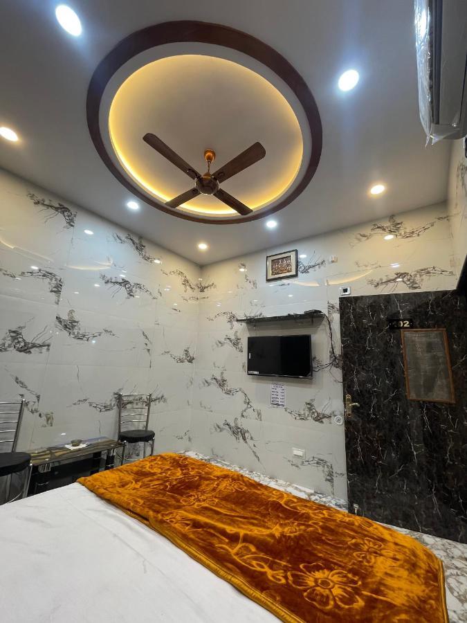 Kashi Dham Home Stay فاراناسي المظهر الخارجي الصورة